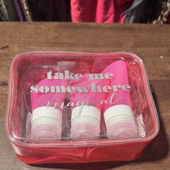 Avon Travel Makeup Set with Pink Bottles - Picture 1 of 3